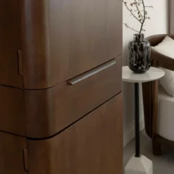Made in Meubles Armoire en bois de manguier foncé Aléna