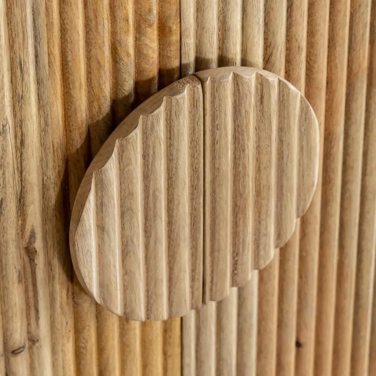 Made in Meubles Armoire en bois de manguier Ewan