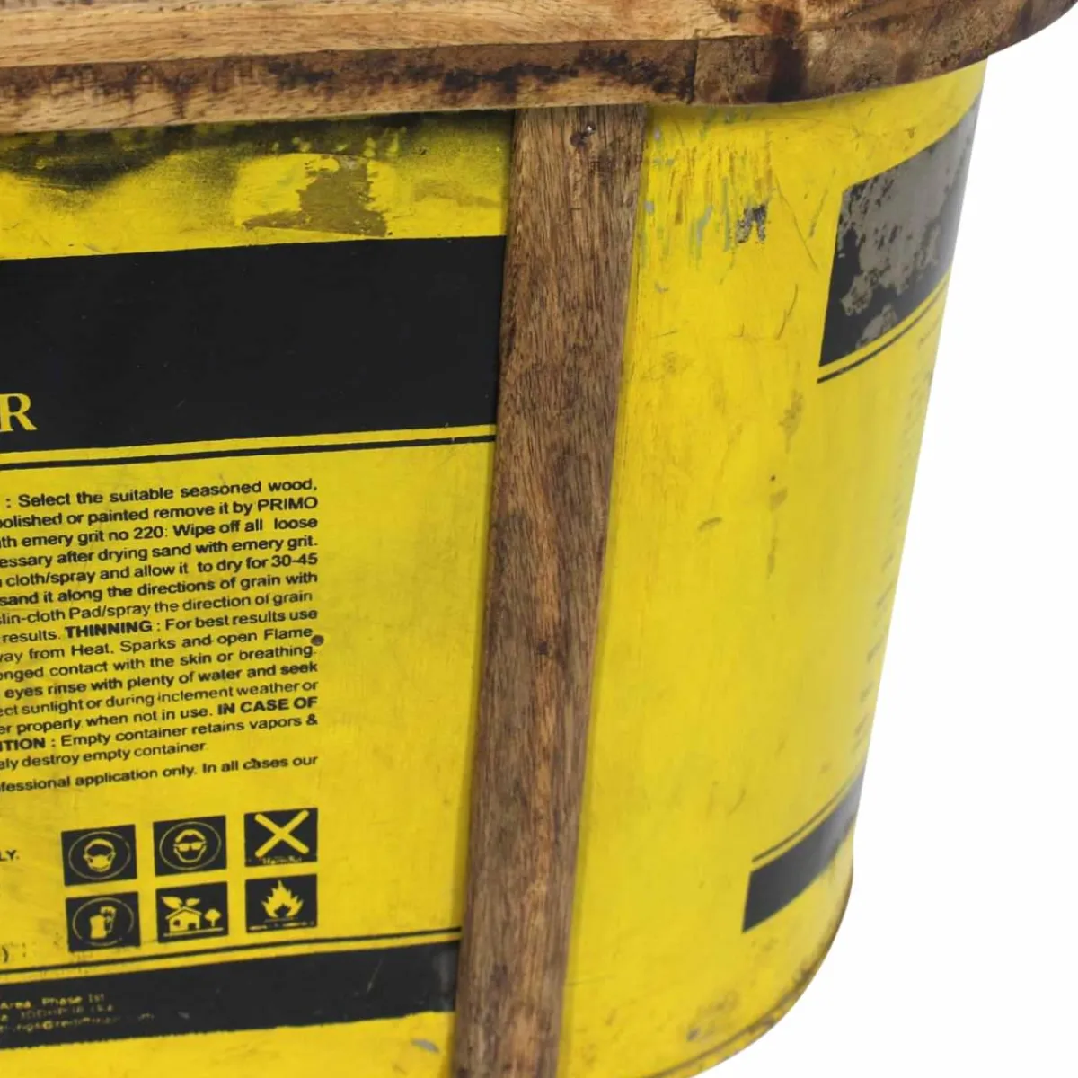 Made in Meubles Banc coffre en bois et métal recyclé Victorine