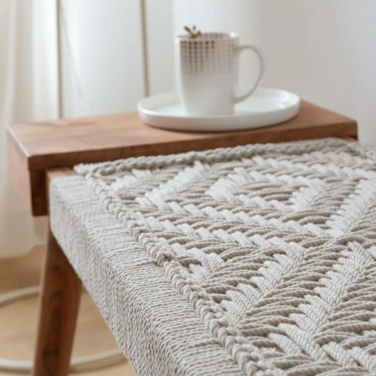 Made in Meubles Banc en bois de manguier tissage Bertille