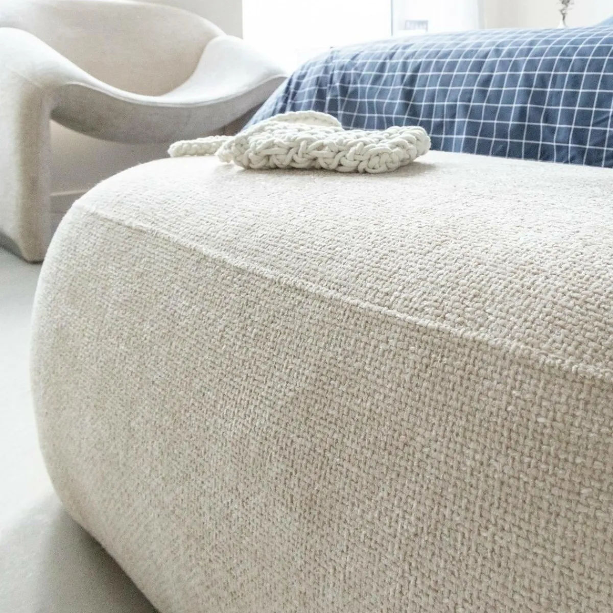 Made in Meubles Banc en tissu écru Lola