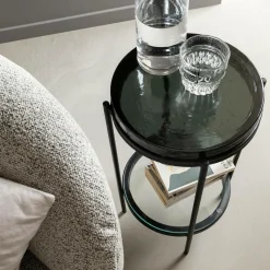 Made in Meubles Bout de canapé plateau en verre gris Lise