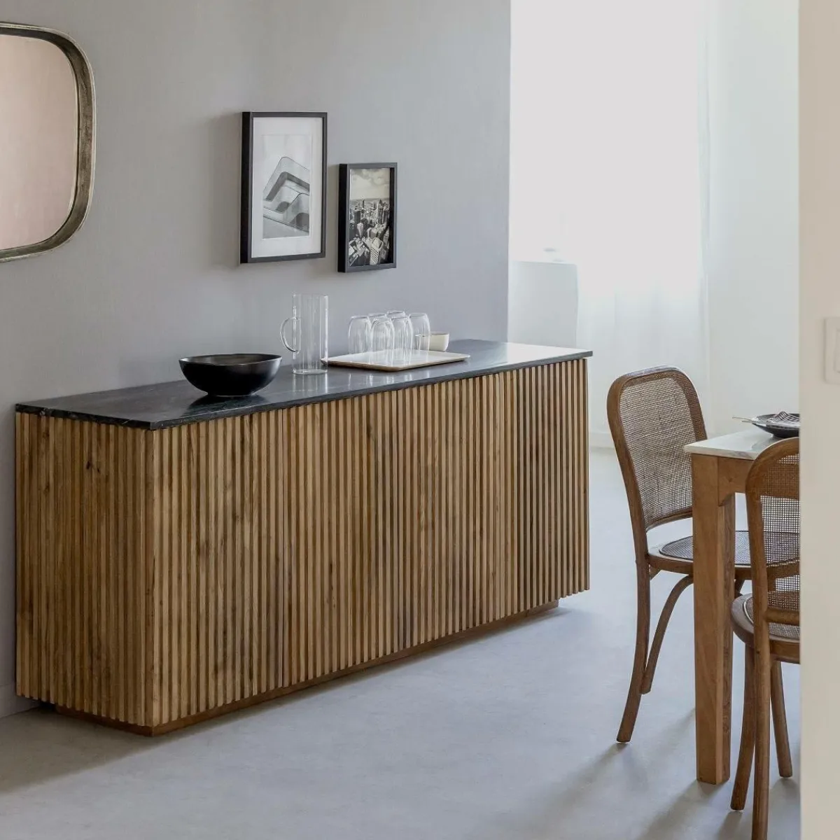 Made in Meubles Buffet 4 portes en bois de manguier et marbre Betty