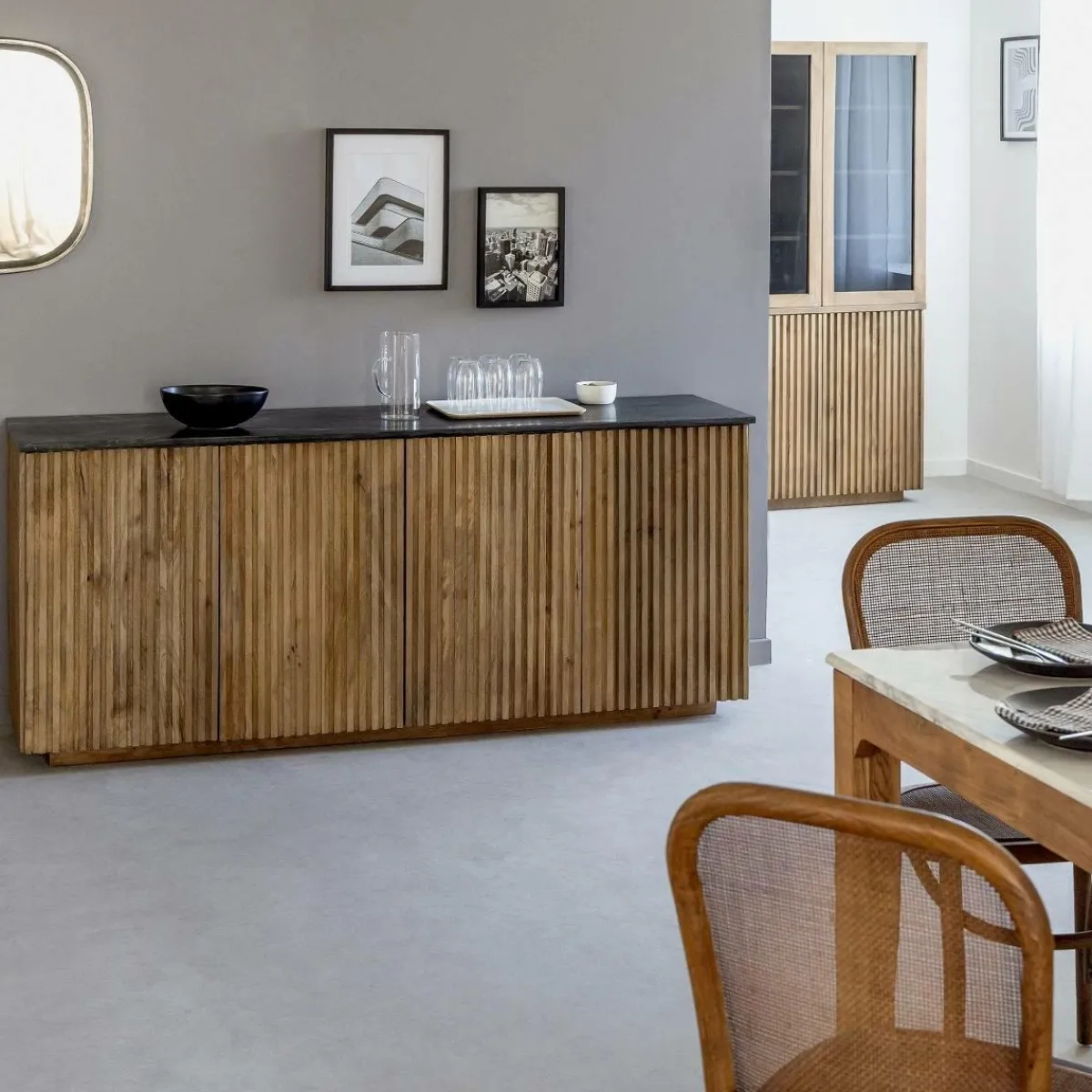Made in Meubles Buffet 4 portes en bois de manguier et marbre Betty