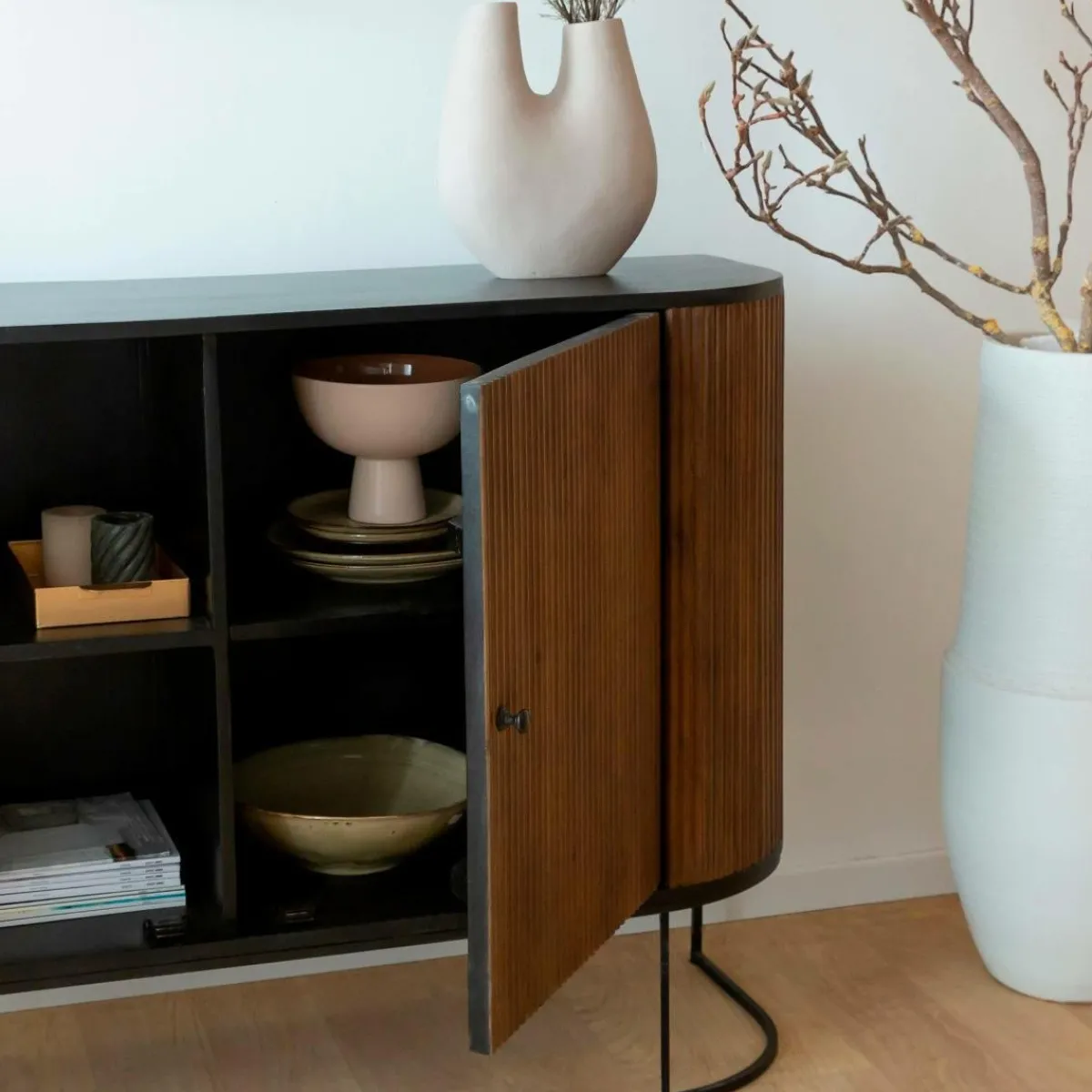Made in Meubles Buffet arrondi en bois de manguier et métal Ysé