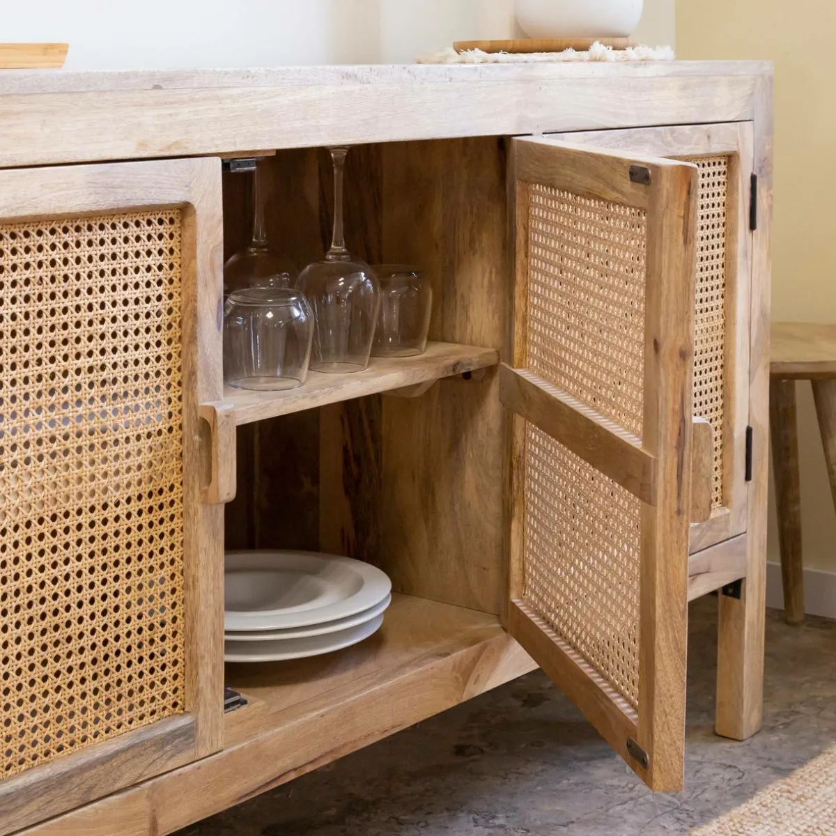 Made in Meubles Buffet en bois de manguier et cannage Julietta