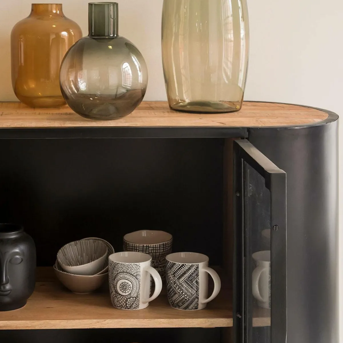Made in Meubles Buffet vitrine en métal Achille