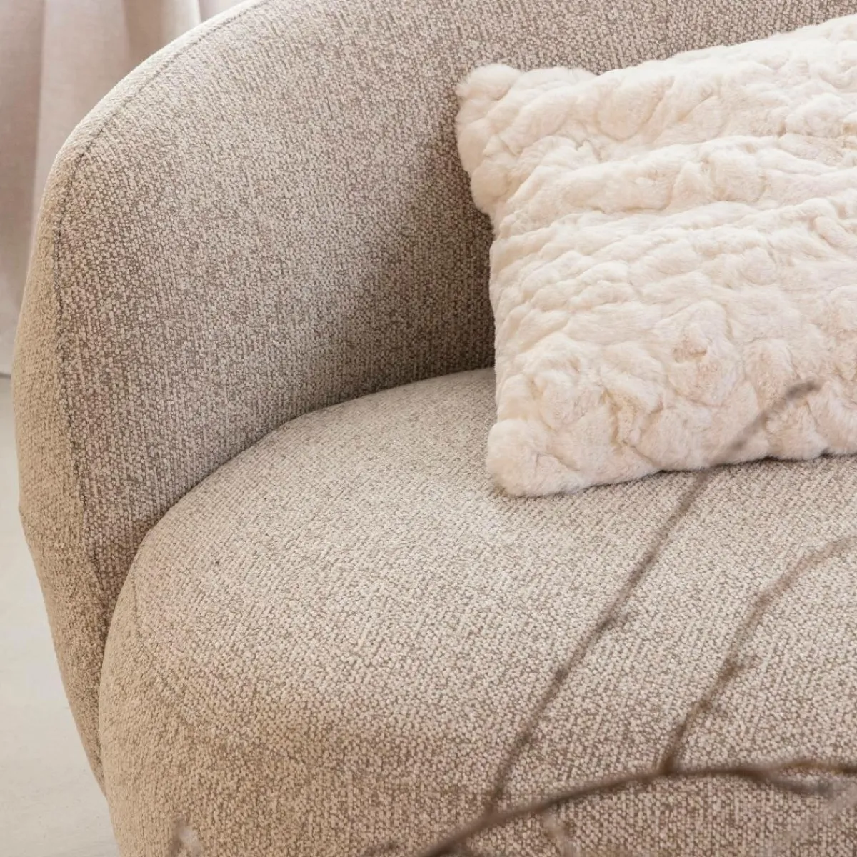 Made in Meubles Canapé en tissu bouclette gris 3 places Maddy