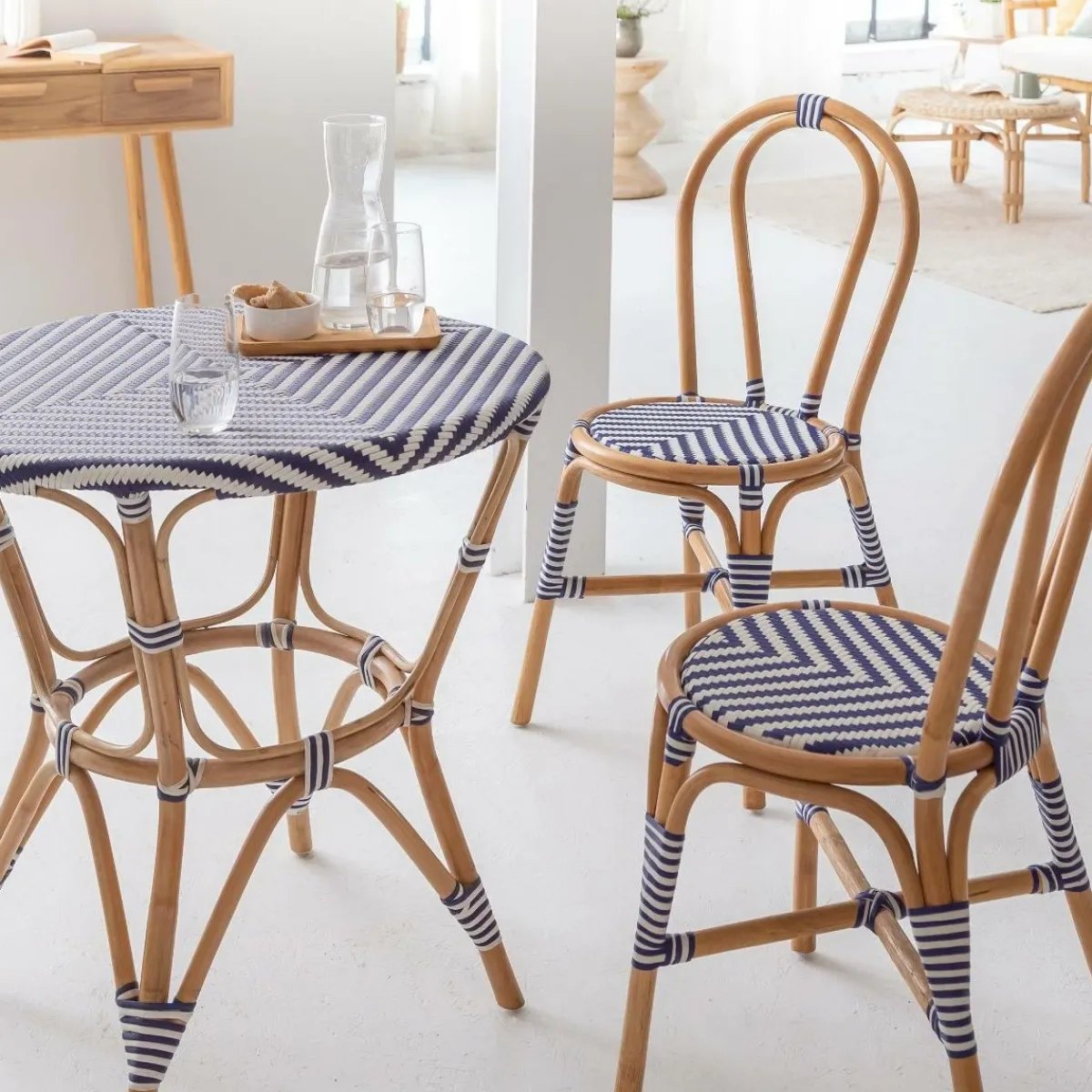 Made in Meubles Chaise bistrot en rotin bleue Elynne (lot de 2)