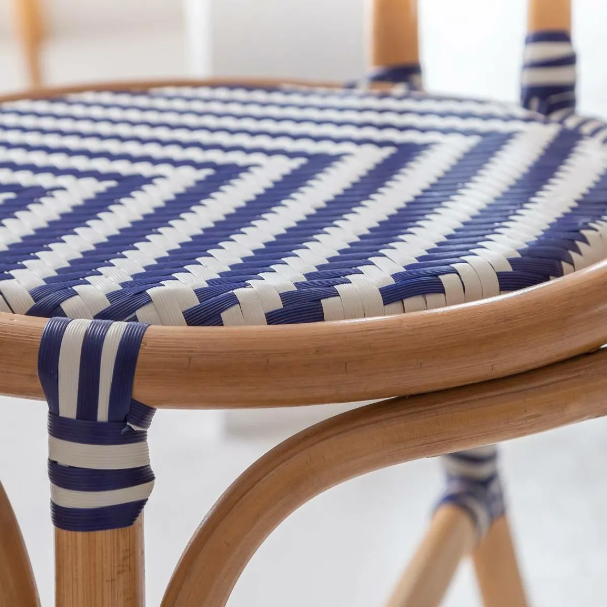 Made in Meubles Chaise bistrot en rotin bleue Elynne (lot de 2)