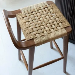 Made in Meubles Chaise de bar en bois de manguier Suzanna