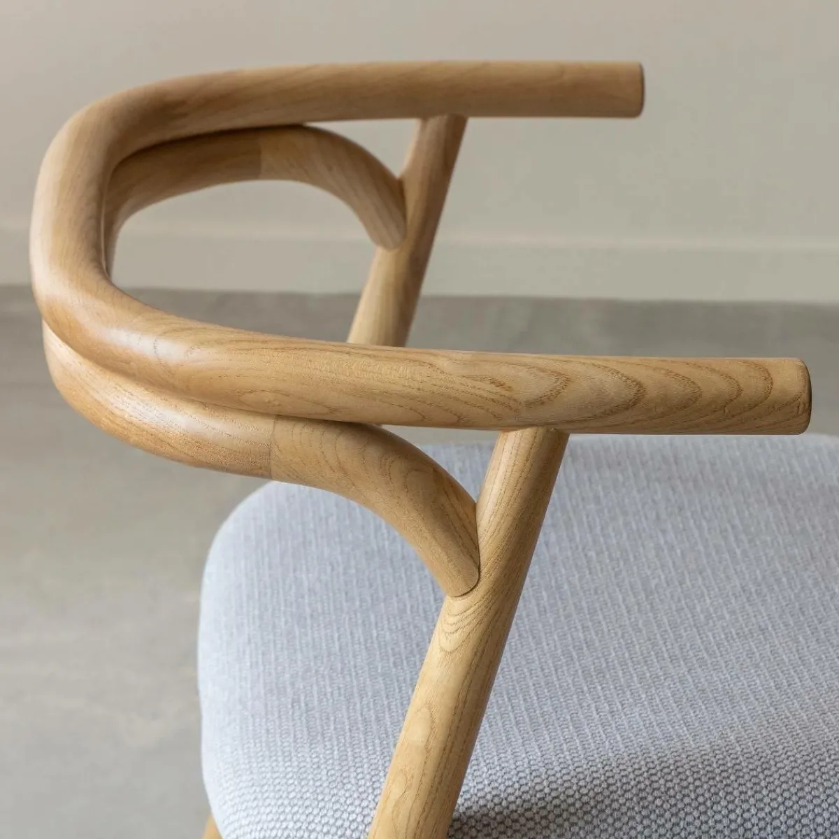 Made in Meubles Chaise en bois d'orme et tissu gris Aline (lot de 2)