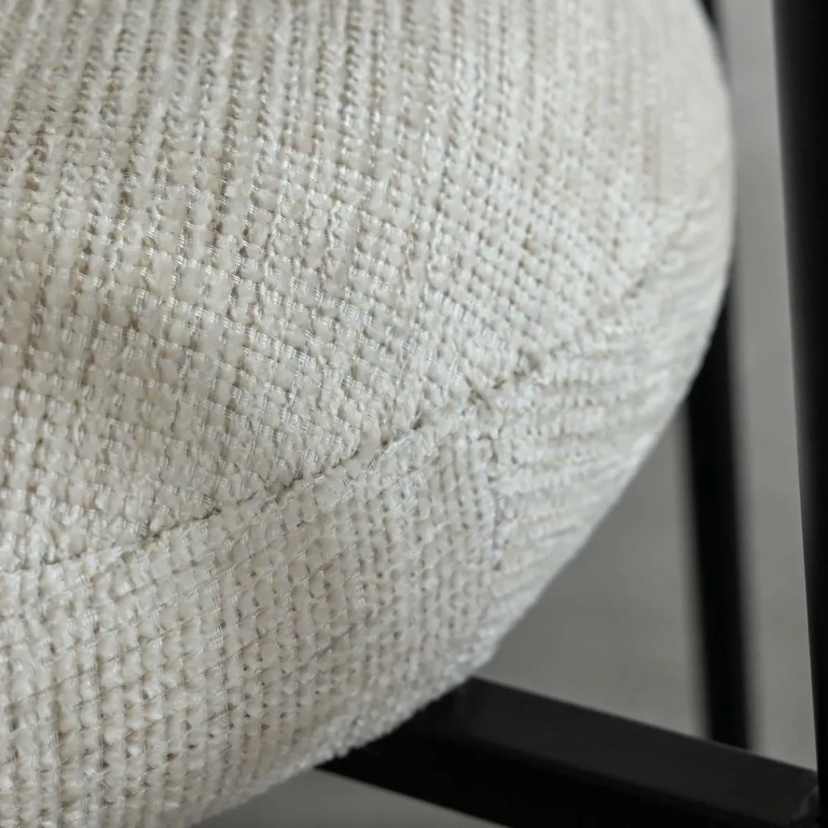 Made in Meubles Chaise en tissu écru et pieds en métal noir Janis (lot de 2)