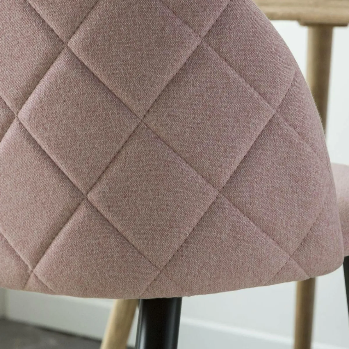 Made in Meubles Chaise en tissu rose pâle et métal Jasmine (lot de 2)