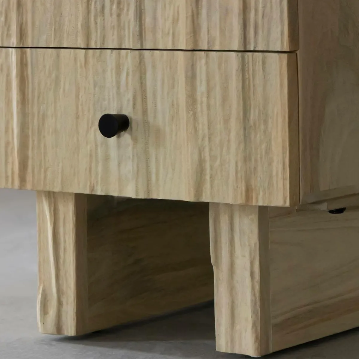 Made in Meubles Chiffonnier en bois de manguier Wally