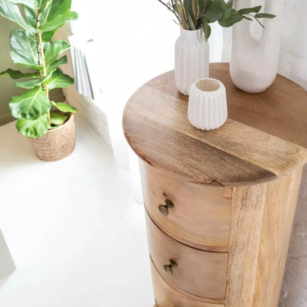 Made in Meubles Chiffonnier rond en bois de manguier Maëva