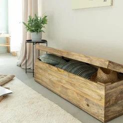Made in Meubles Coffre banc en bois de manguier clair Babeth