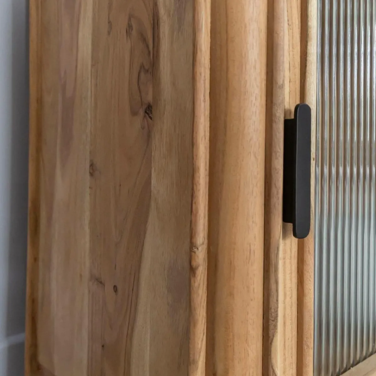Made in Meubles Colonne en bois d'acacia et marbre Emyr