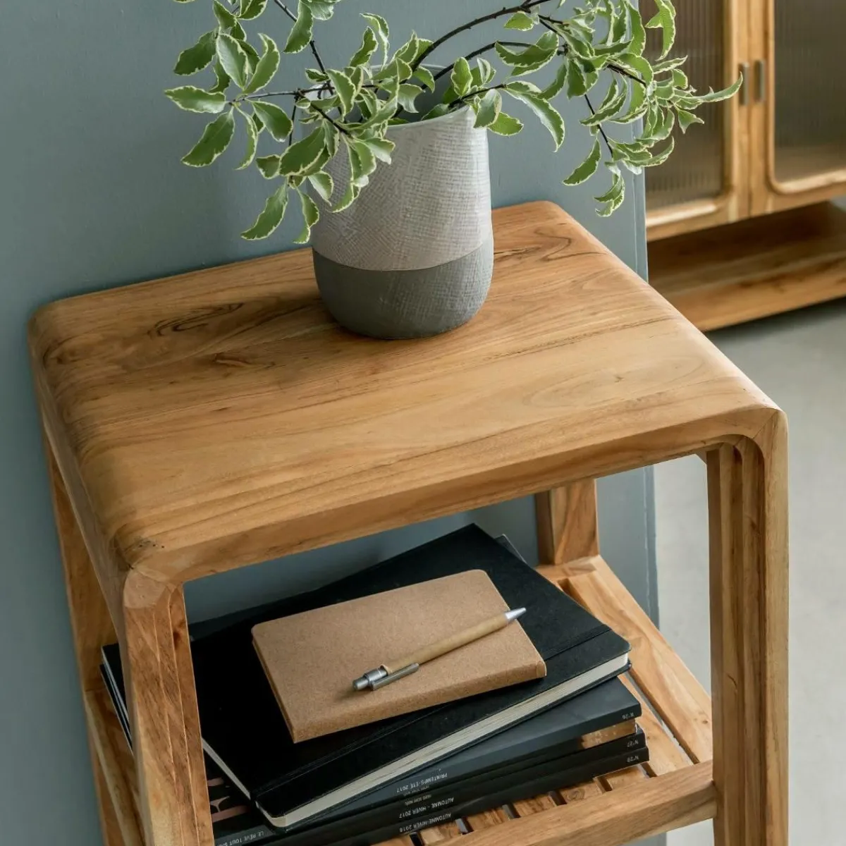 Made in Meubles Colonne en bois d'acacia massif Emyr
