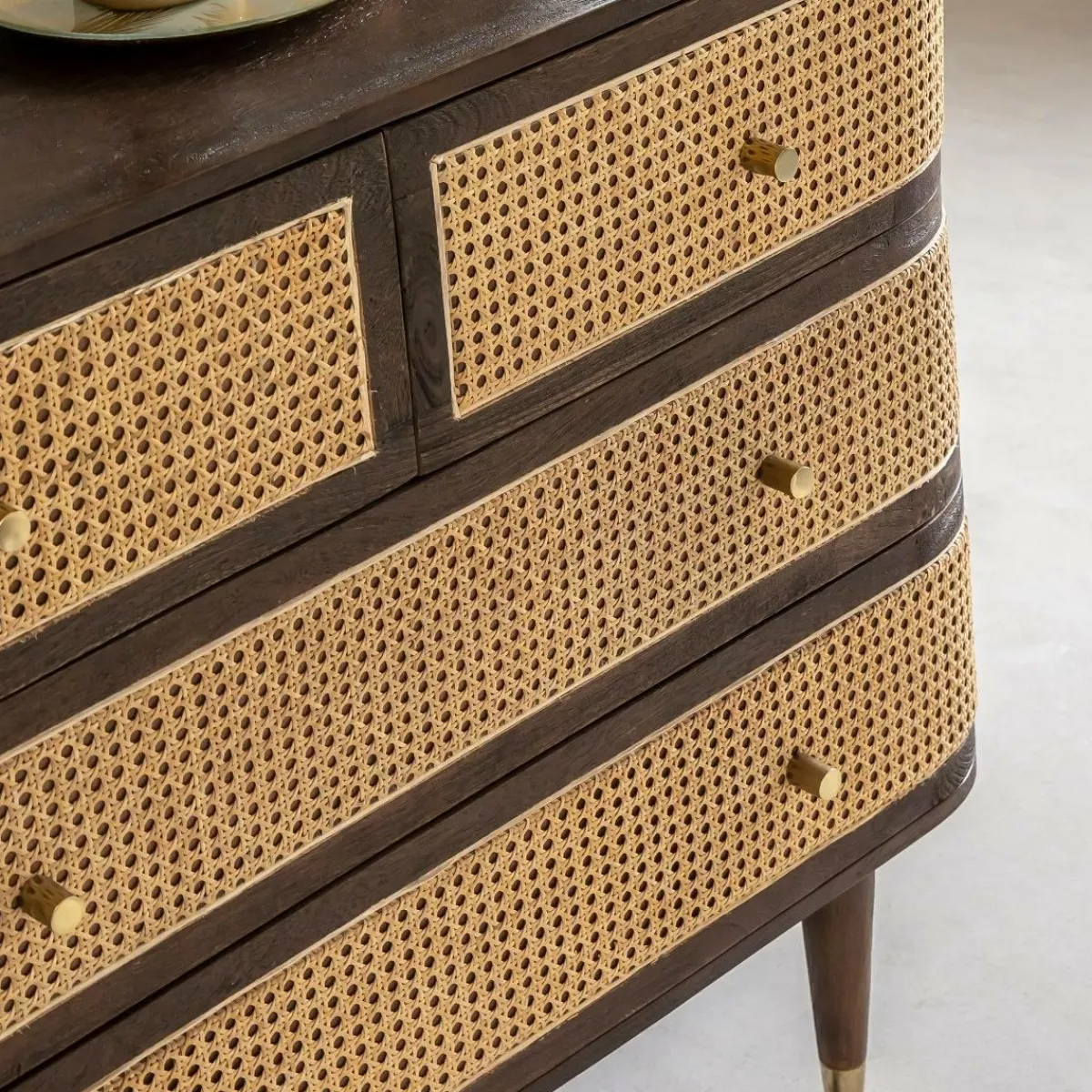 Made in Meubles Commode 4 tiroirs en bois de manguier et cannage Soren