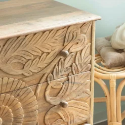 Made in Meubles Commode sculpté en bois de manguier Adonie