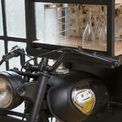 Made in Meubles Etagère avant de moto en métal noir Tata