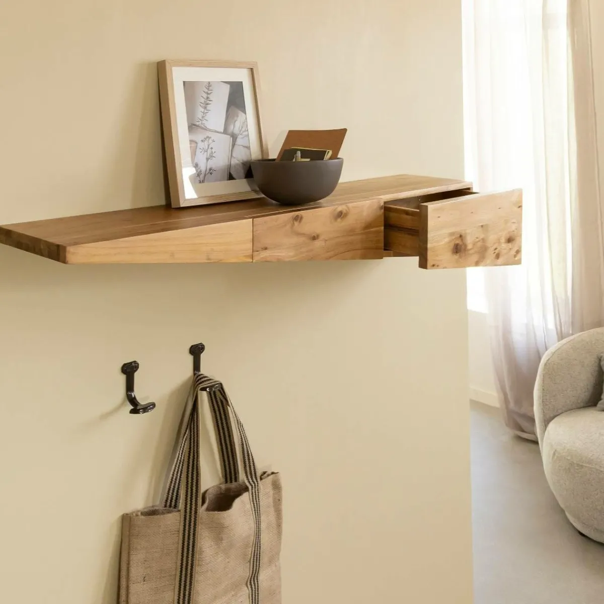 Made in Meubles Etagère murale asymétrique en bois d'acacia Orane