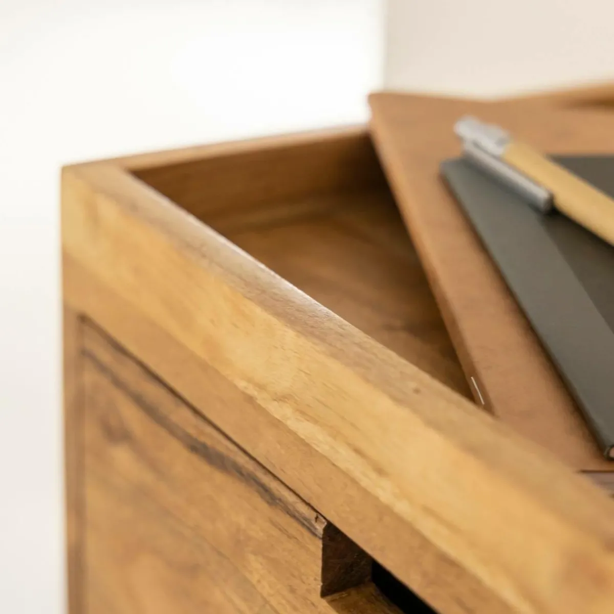 Made in Meubles Etagère murale carrée en bois d'acacia Orane