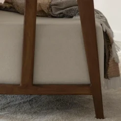 Made in Meubles Fauteuil en manguier et en velours Térence