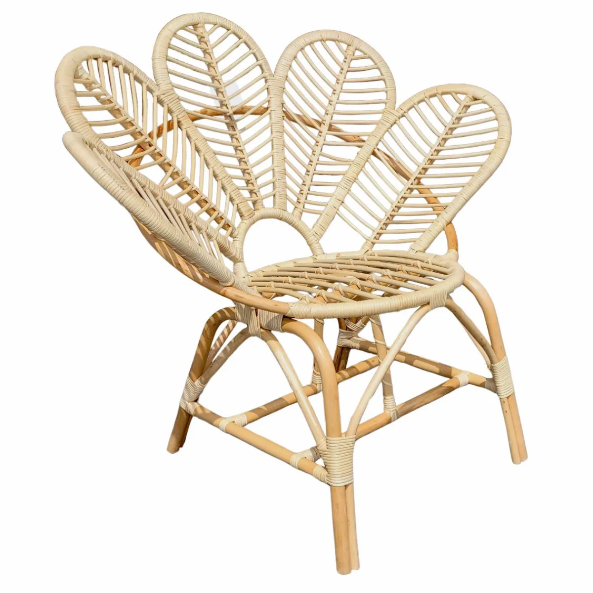 Made in Meubles Fauteuil en rotin fleur Rattan