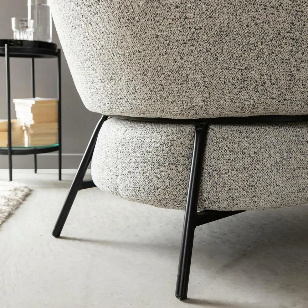 Made in Meubles Fauteuil en tissu bouclette gris Aaron