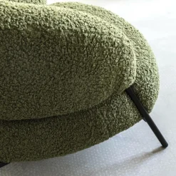Made in Meubles Fauteuil en tissu bouclette Aaron