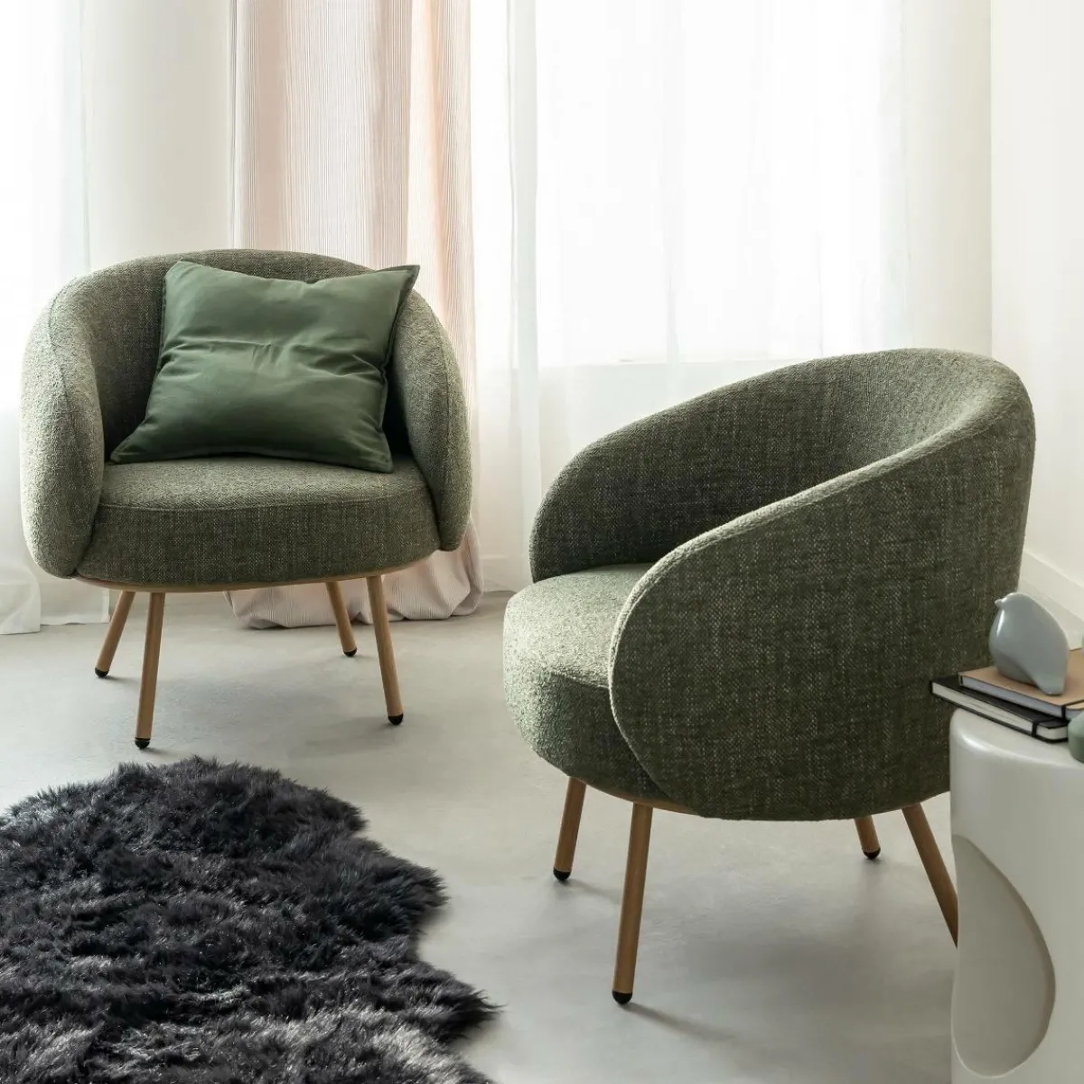 Made in Meubles Fauteuil en tissu confort Orenzo