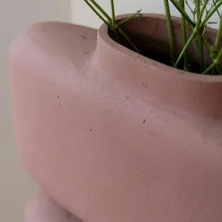 Made in Meubles Grand vase rose en aluminium Cosmo