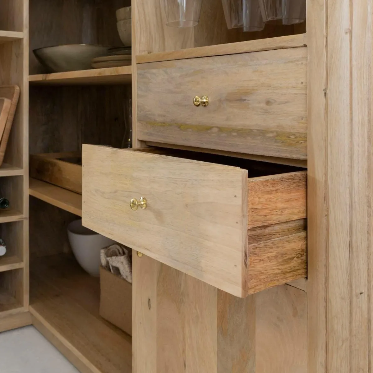 Made in Meubles Meuble bar en angle bois de manguier et terrazzo Lou