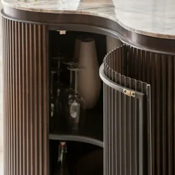 Made in Meubles Meuble bar haricot en marbre et métal Orlando