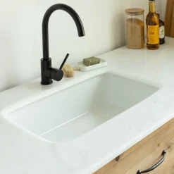Made in Meubles Meuble de cuisine en vieux pin et marbre blanc Epure