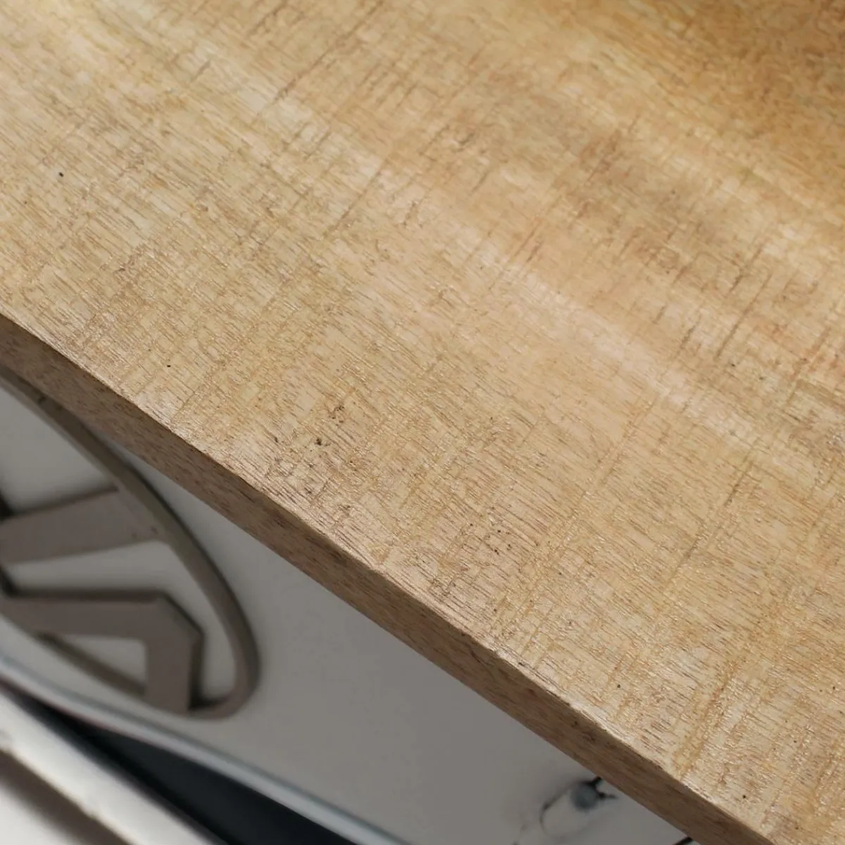 Made in Meubles Meuble TV noir avec plateau en bois de manguier Combi