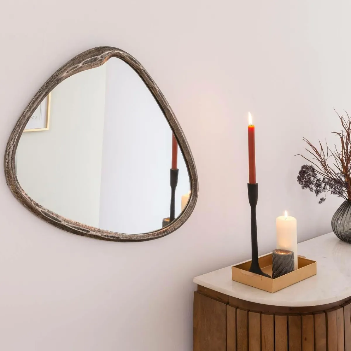 Made in Meubles Miroir en aluminium grand modèle Beryl