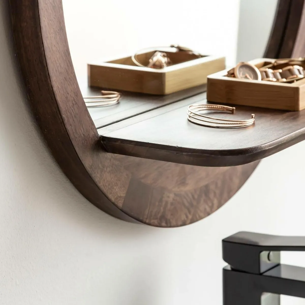 Made in Meubles Miroir rond avec étagère en bois de manguier Marley