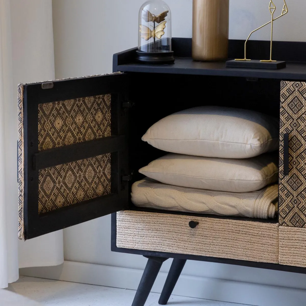 Made in Meubles Petit buffet en bois de manguier Capri