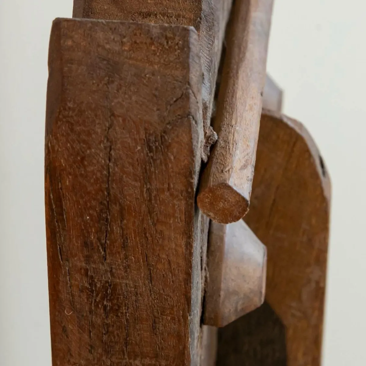 Made in Meubles Sculpture visage en bois Liséa