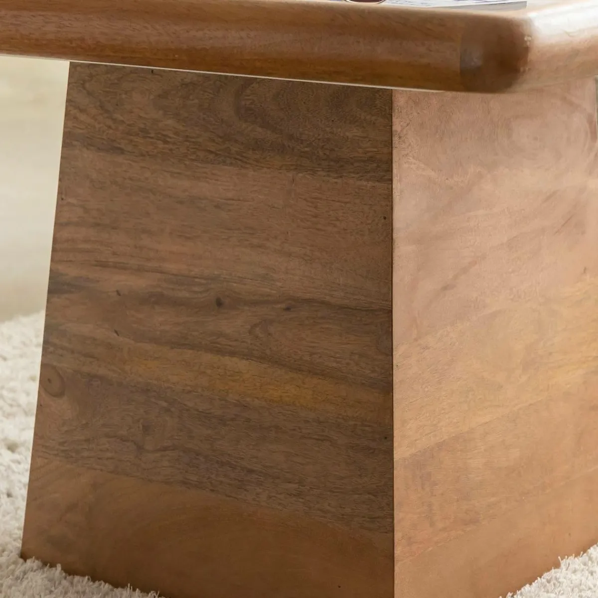 Made in Meubles Table basse carrée en bois de manguier et marbre Adler