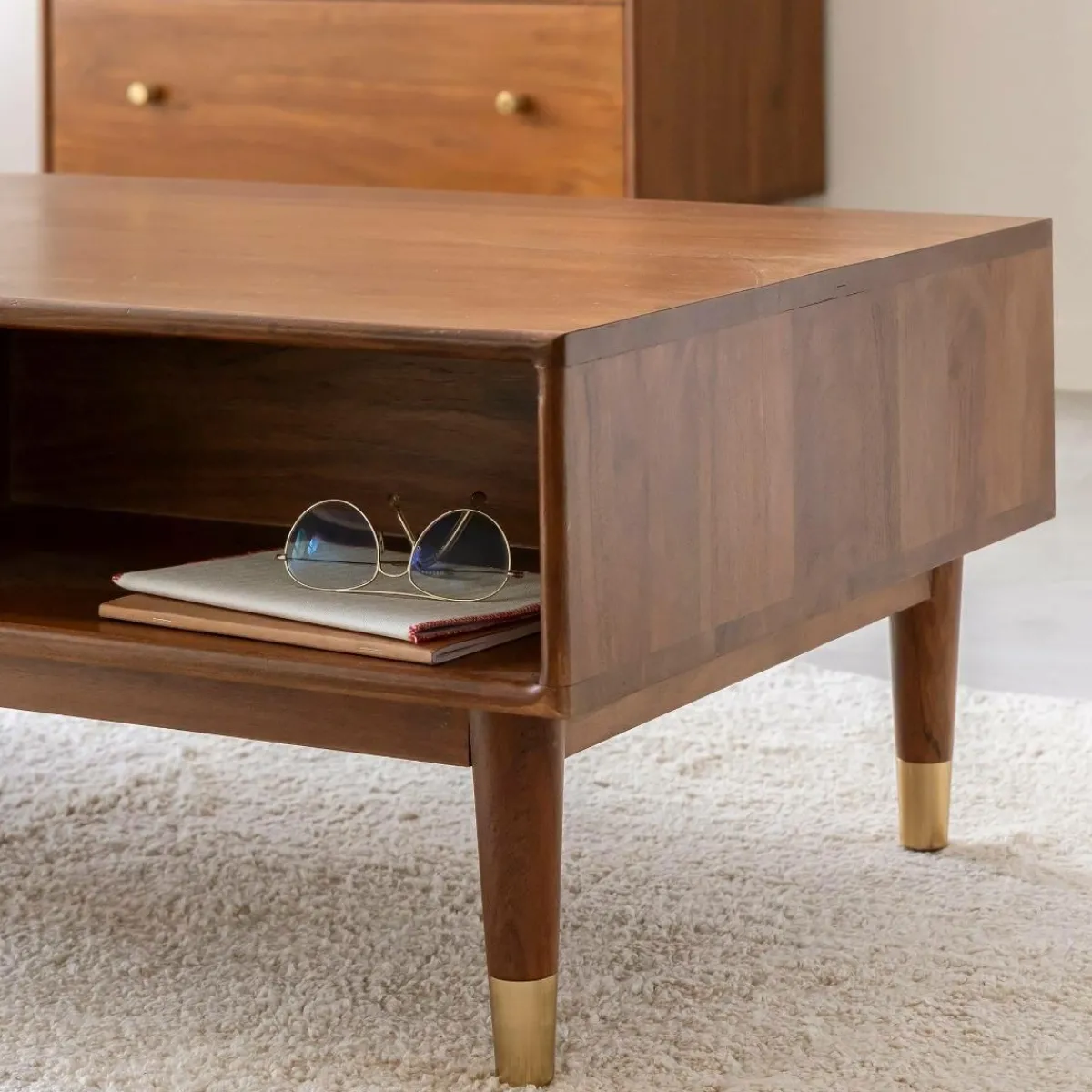 Made in Meubles Table basse en bois d'acacia Emiel