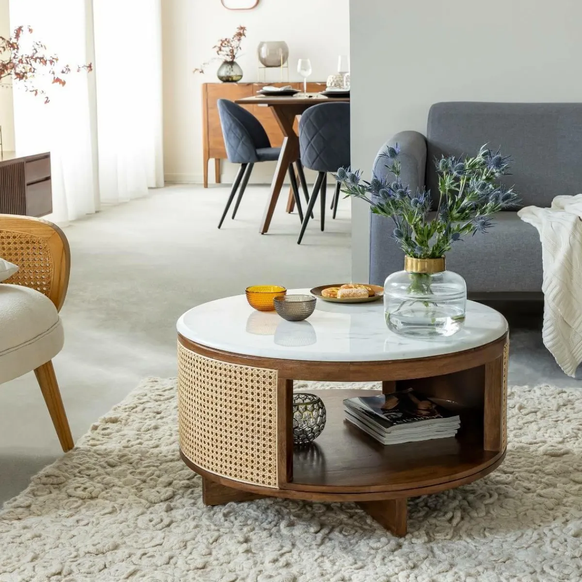 Made in Meubles Table basse en bois de manguier, cannage et marbre Brook