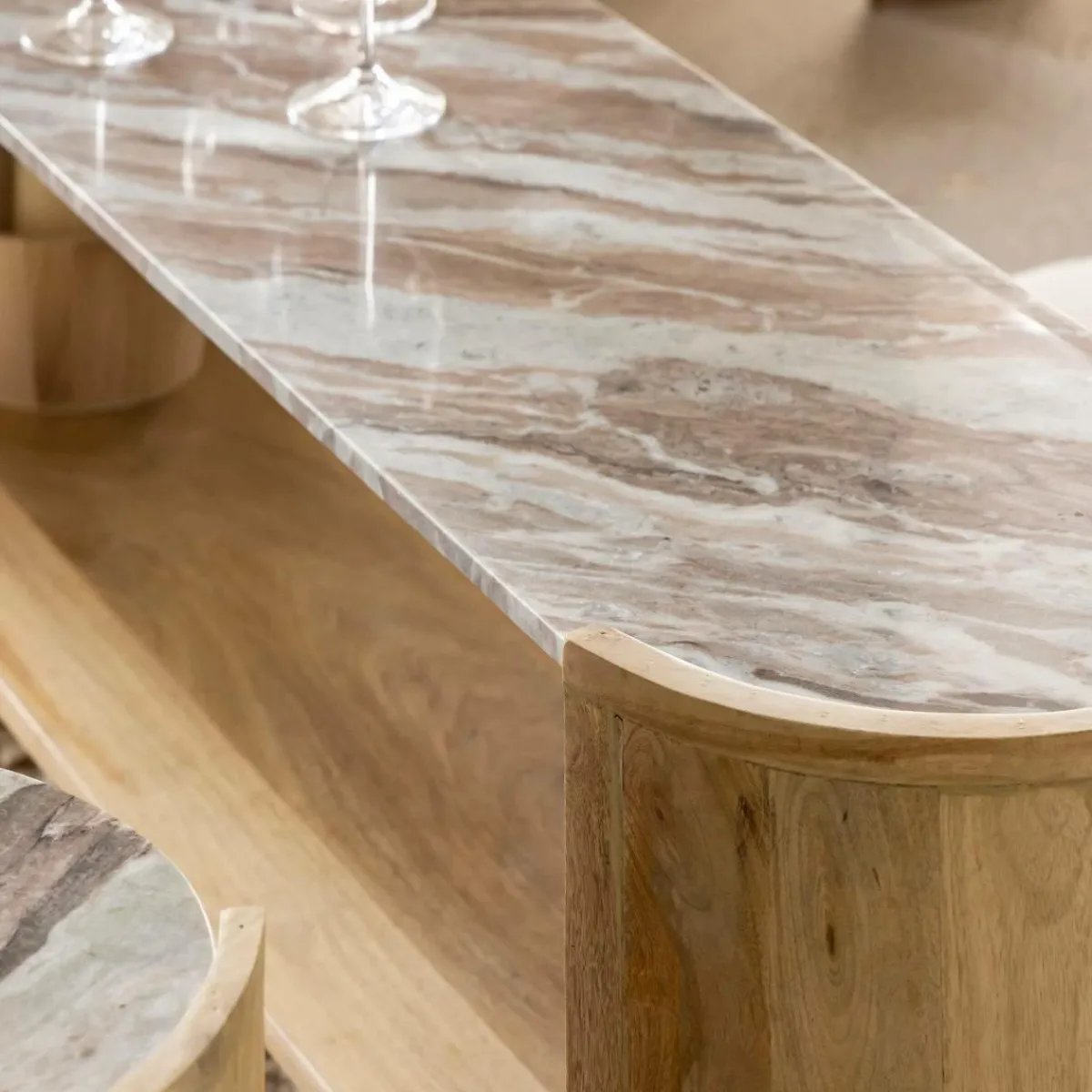 Made in Meubles Table basse ovale en bois de manguier et marbre Isabella
