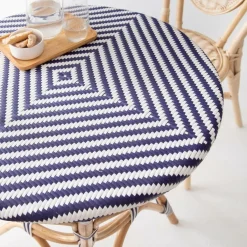 Made in Meubles Table de bistrot en rotin Elynne