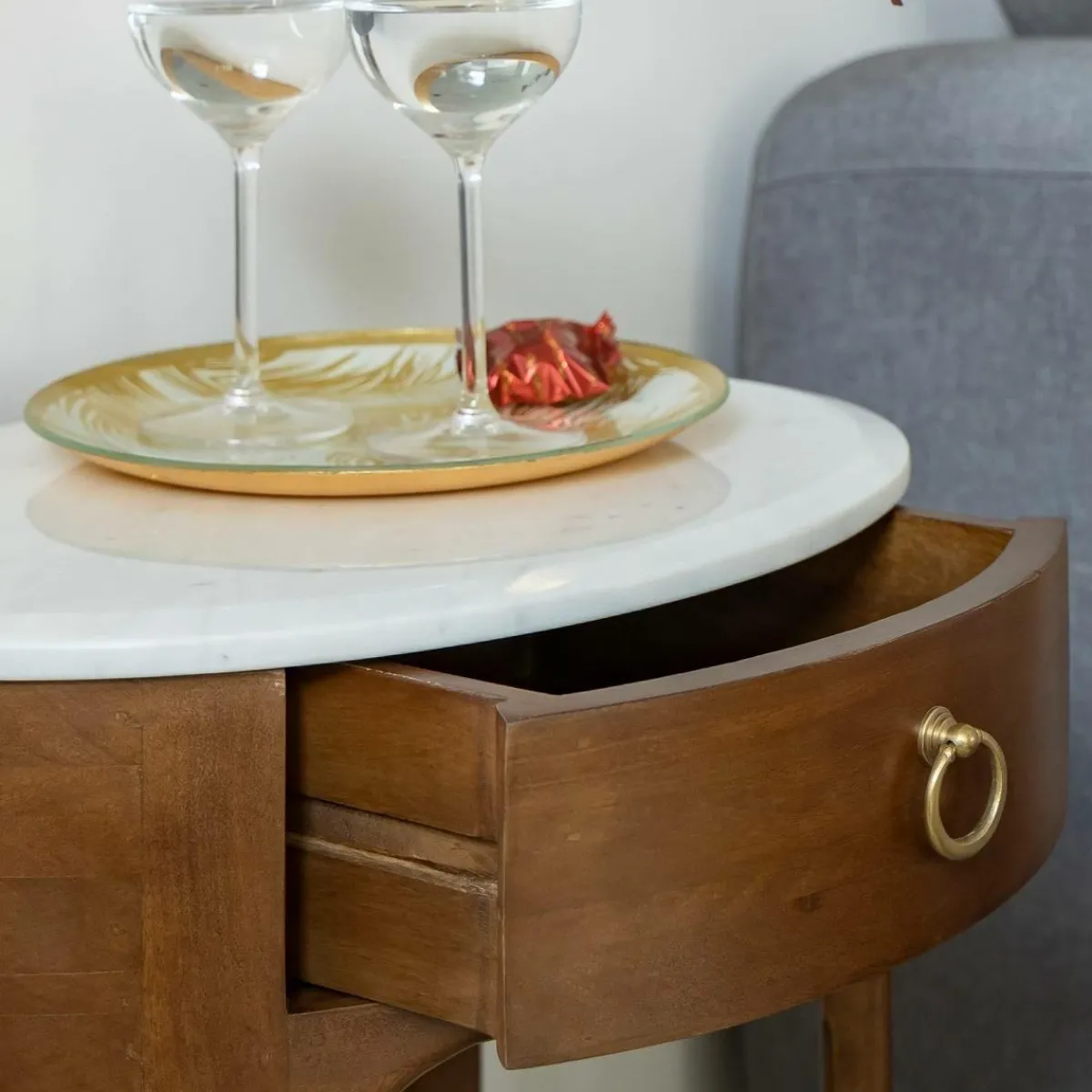 Made in Meubles Table de chevet en manguier et marbre Enoa