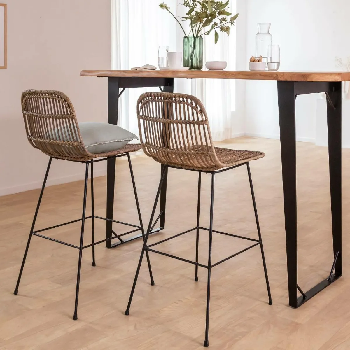 Made in Meubles Table haute en bois d'acacia Tree