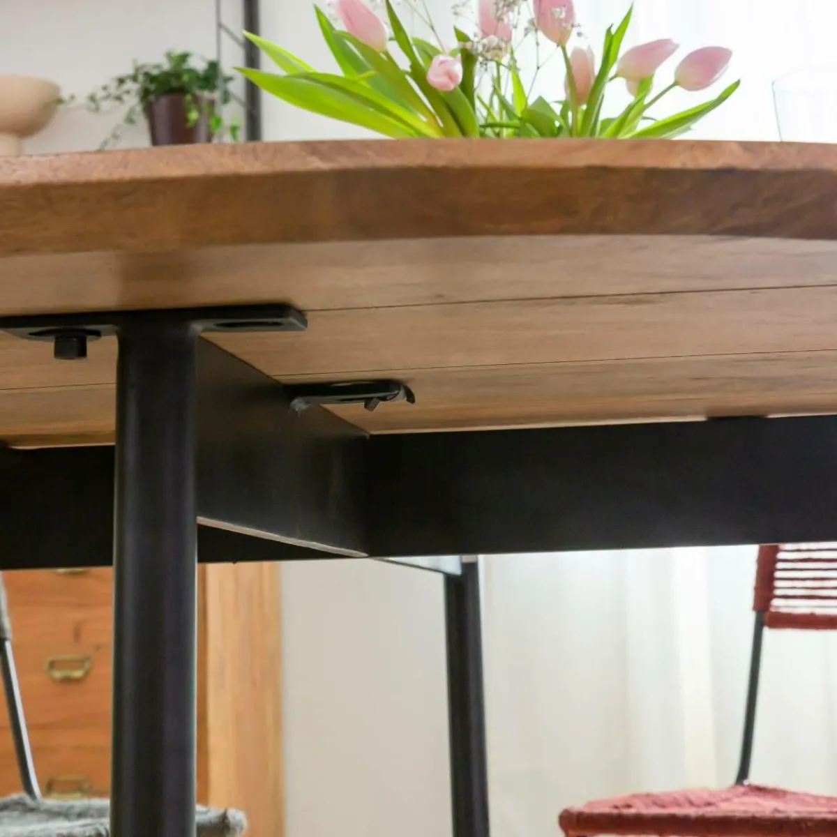Made in Meubles Table à manger ronde en bois de manguier Gloria